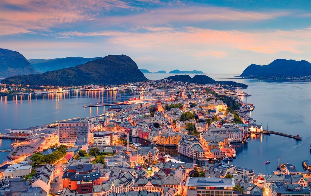 Menjelajahi Keindahan Sweden: Rencana Perjalanan 10 Hari di Utara